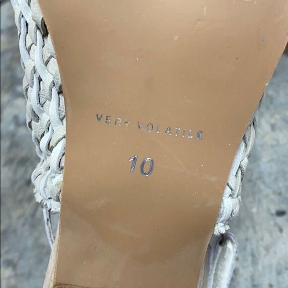 Very Volatile Cream Sling Back Peep Toe Bootie Sandal Size  10 - Picture 6 of 9